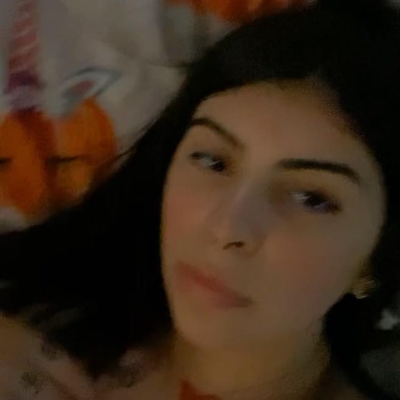 Meet your Posher, Devyn - Picture 1 of 1